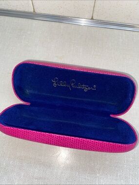 Lilly Pulitzer pink Hardshell sunglasses eyeglasses case